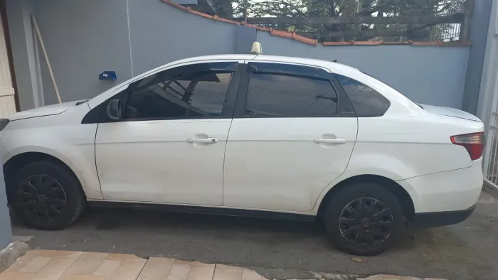 Fiat Grand Siena Attractive 1.0 Flex 8V 4P 2021