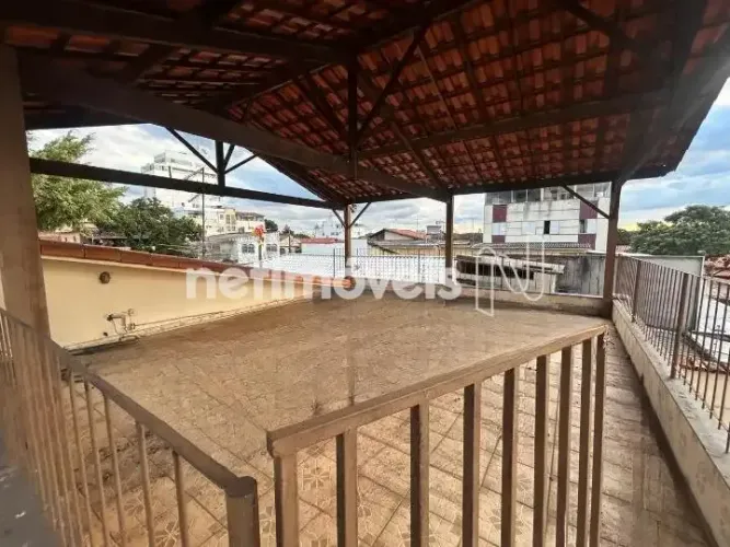 ESPAÇOSA CASA NO SANTA INÊS!