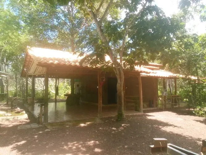 Sociedade ou Vendo. Rancho Chácara 1800m². Rio Araguaia Rio Peixe. Pesca Região da Viúva
