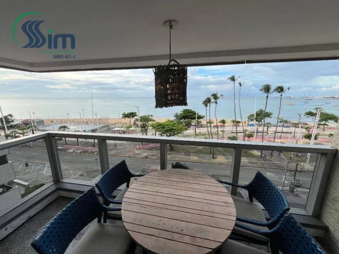 Apartamento na beira mar, com 2 dormitórios à venda, 42 m² por R$ 790.000,00 - Meireles - 