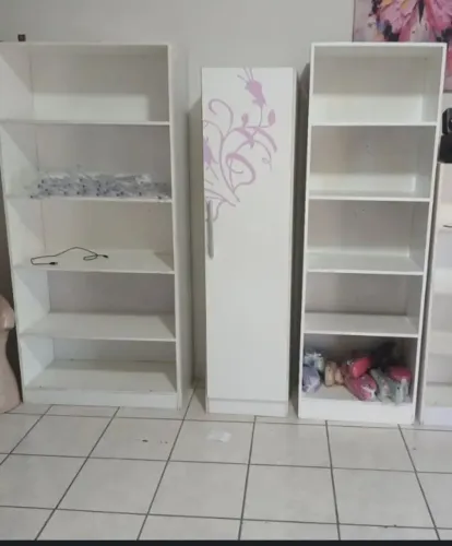 Vende se 2 armário + 1 armário multiuso 