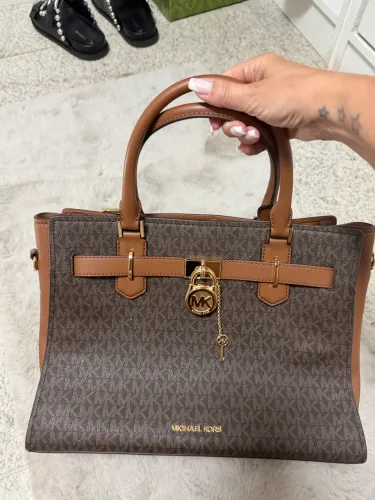 Bolsa MK nova