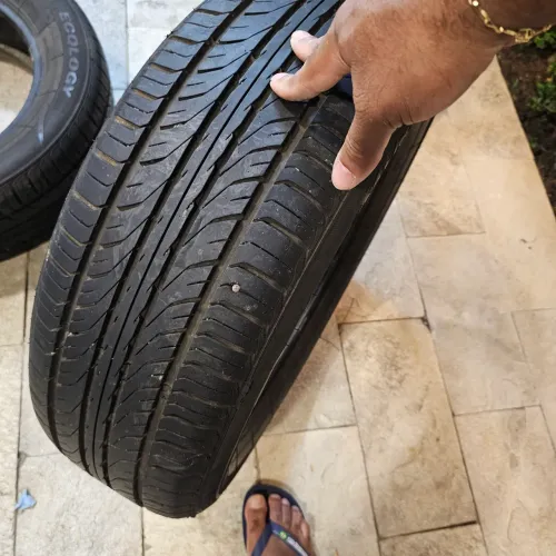 Pneus XBRI 225/60 R17 - Pouco Rodados