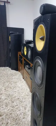 Caixas Bowers & Wilkins B&W 803S
