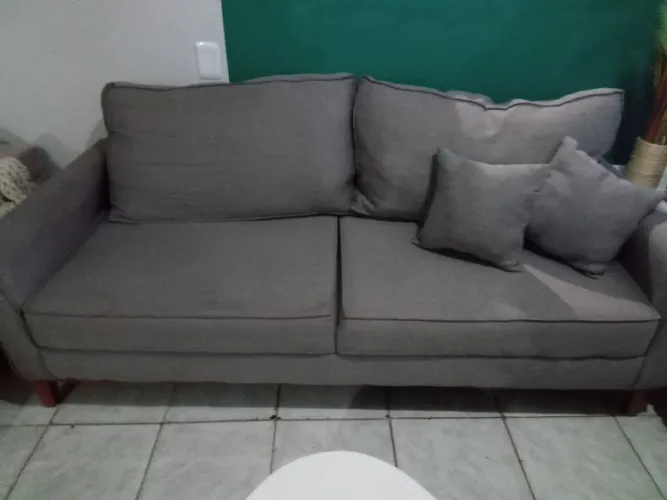 Sofá de linho aconchegante muito confortável