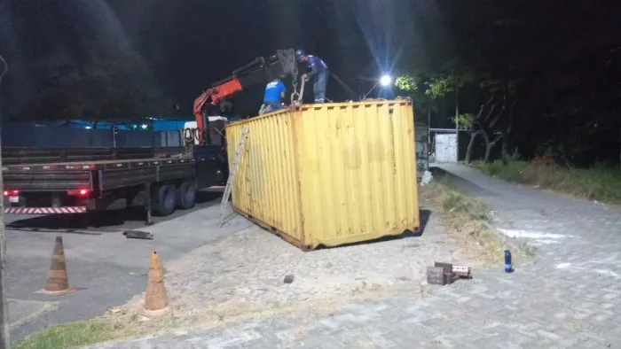 Container de 6 m 20 pés em perfeito estado