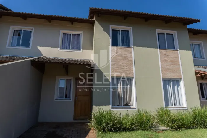 Sobrado à venda, Floresta, CASCAVEL - PR -Residencial Harmonia. 64,14m 66,11m totais - 2 q