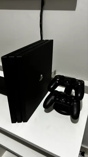 PS4 PRO 1TB