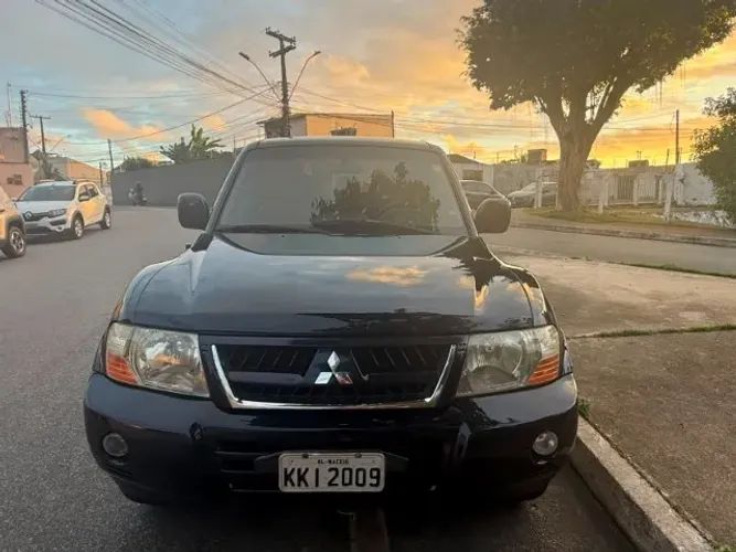 Mitsubishi Pajero HPE Full 3.2 4X4 T.i.dies. 5P AUT 2005