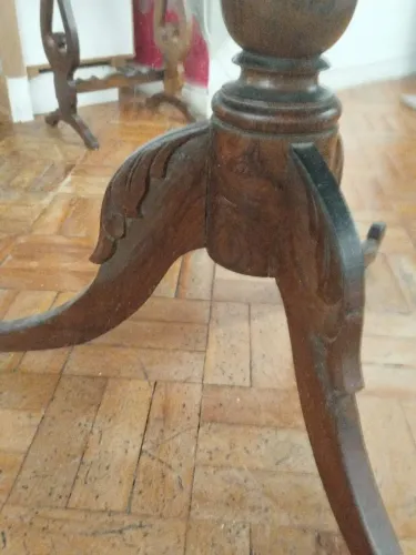 Mesa de jacaranda