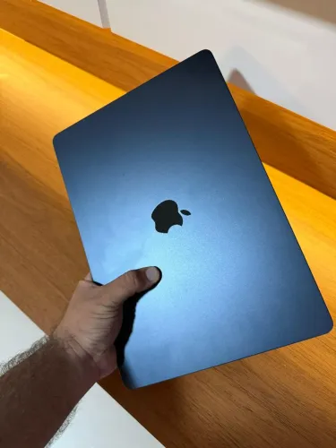 MacBook Air M2 15.3 \ 256 SSD 8gb de ram \ Seminovo Impecável