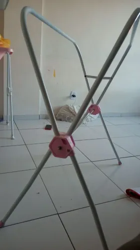 VENDO SUPORTE DE BANHEIRA EM PERFEITO ESTADO DE CONSERVAÇÃO $70 REAIS.