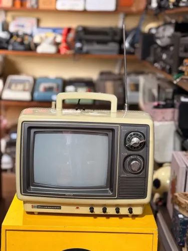 Tv semp 10 polegadas para decoração 