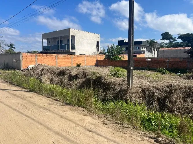 Excelente terreno na praia do Ervino São Francisco do Sul 
