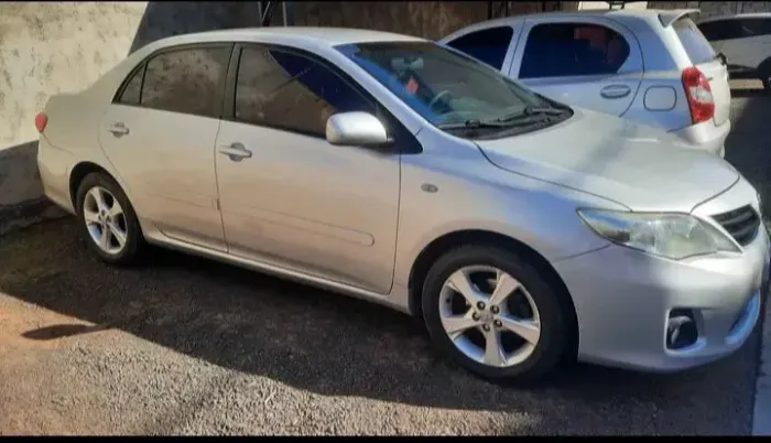 Toyota Corolla GLI 1.8 Flex 16V Aut. 2012