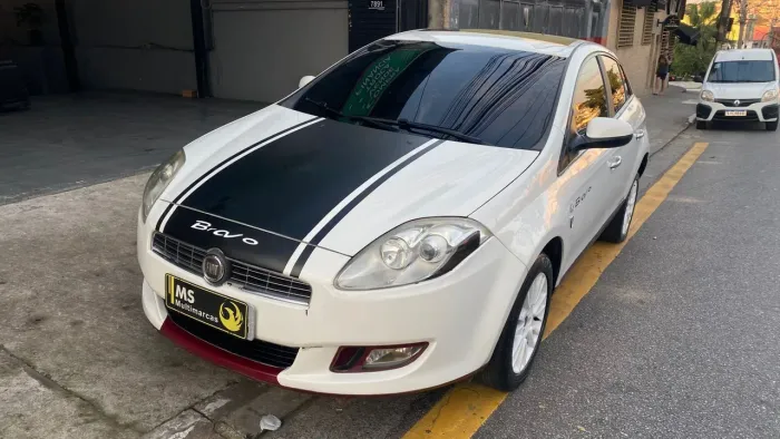 Fiat Bravo Essence 1.8 Flex 16V 5P 2013