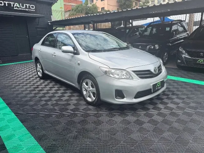 Toyota Corolla GLI 1.8 Flex 16V Aut. 2012