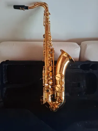 Saxofone Tenor.