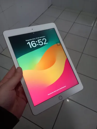 iPad Apple 9,7" Rose Gold