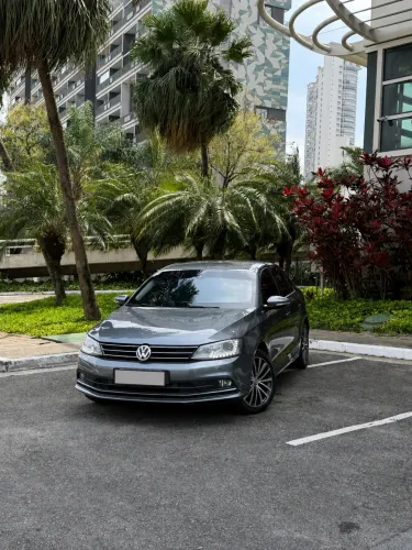 Volkswagen Jetta Highline 2.0 TSI 16V 4P Tiptronic 2017