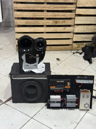 Som automotivo completo 