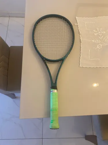 Wilson Blade 98 V9 (18x20) - L3 (4 3/8) | Seminova (1 Mês de Uso)