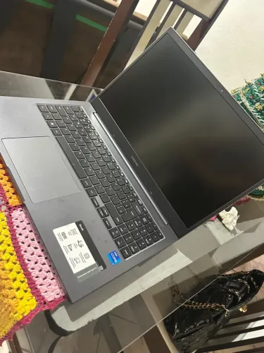 Notebook Intel Core i7 c/ 8gb de RAM e 237 gb