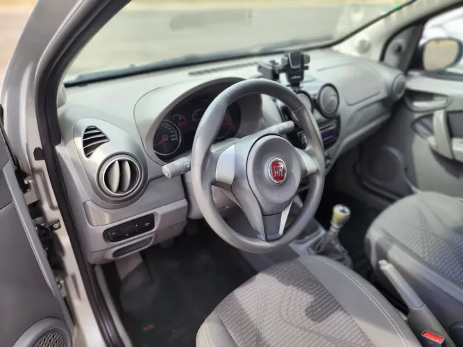 Fiat Palio Attractive 1.0 EVO Fire Flex 8V 5P 2013