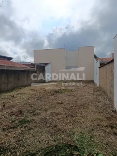 Terreno Padrão em São Carlos