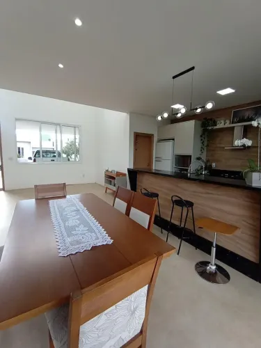 Casa à venda e para alugar em Paulínia, São Bento, com 3 suítes, com 140 m²