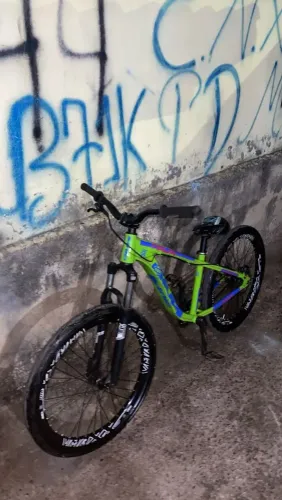Hupi naja
