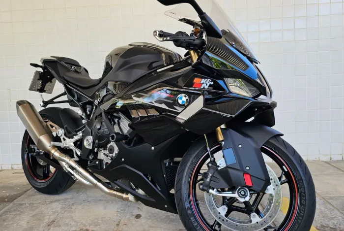 BMW S1000RR 2026 Apenas 3.500 km rodados, Mais de 10mil em Acessórios
