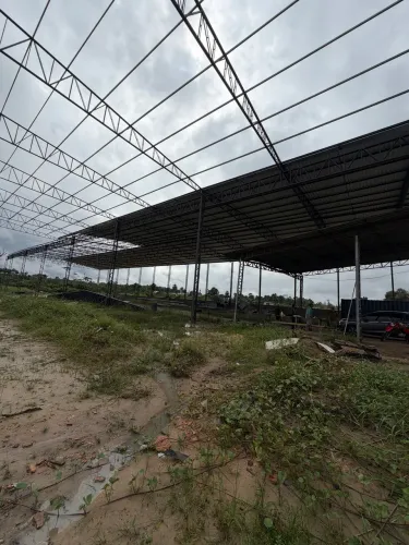 Galpão em fase de acabamento