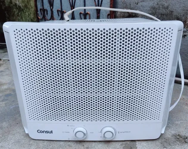 Vendo ar condicionado consul funcionando perfeitamente. Pode testar ele a vontade