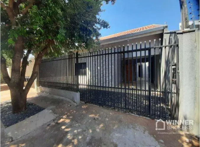 Casa com 1 Suíte e 4 dormitórios à venda, 160 m² por R$480.000 - Jardim São Francisco - Ma