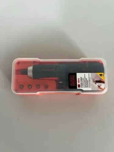 Parafusadeira Portátil 4v Black+decker Modelo Bd40k4-la Preto 127/220v 60hz
