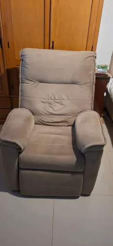 Poltrona reclinável