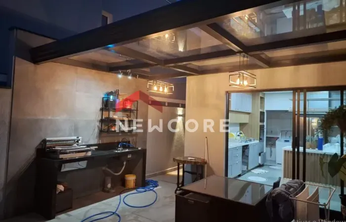Casa de condomínio em Avenida Três de Março - Aparecidinha - Sorocaba/SP