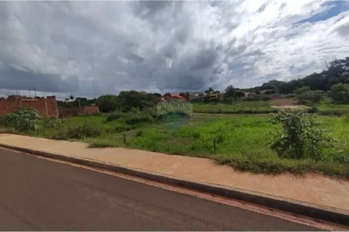 Terreno 150m² em Andradina - Vila Messias, SP!