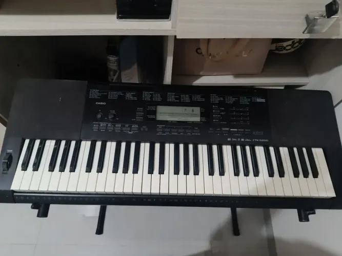 Vende-se teclado musical da marca Cássio linha ctk 5200