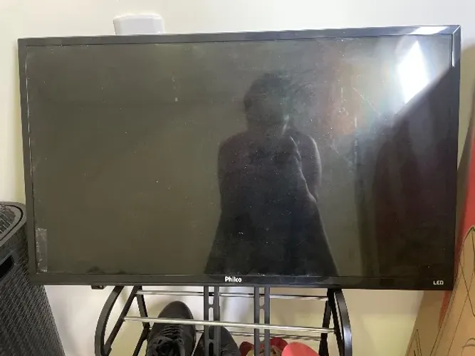 Vendo tv 32 polegadas, funcionando normal