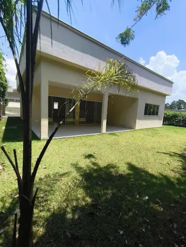 Casa com 3 dormitórios para alugar, 200 m² - Fazendinha - Carapicuíba/SP