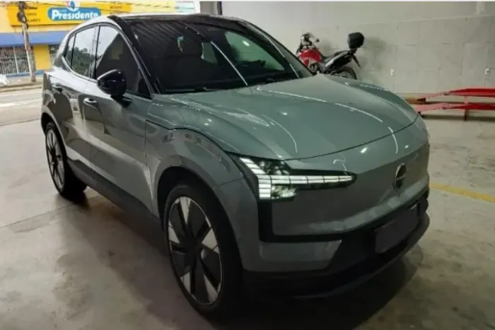 Volvo EX30 E60 Ultra (elétrico) 2024