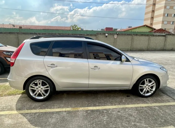 Hyundai I30CW 2.0 16V 145cv Mec. 5P 2011