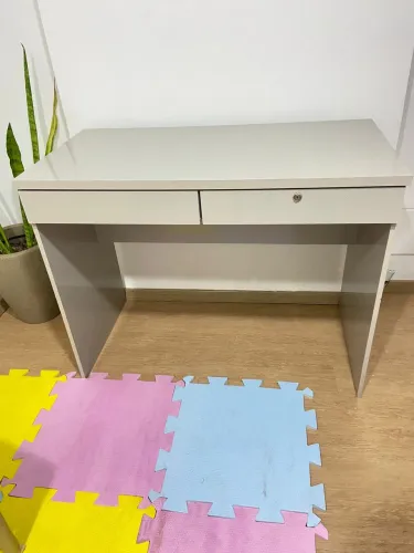 Escrivaninha estado perfeito