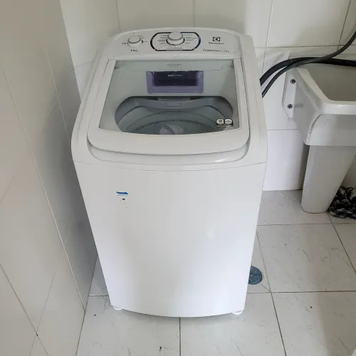 Máquina de Lavar Roupa Eletrolux Essential Care