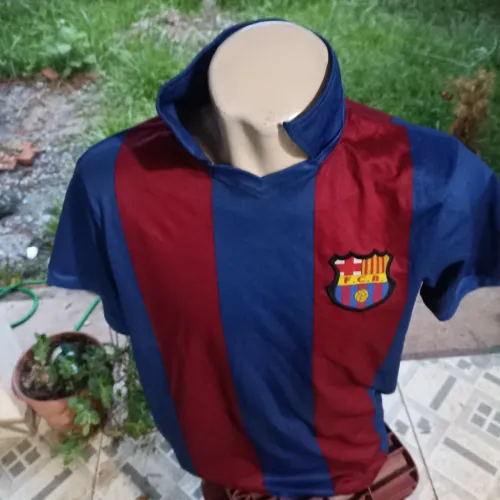 Camisa de Futebol Bacelona retrô anos 60