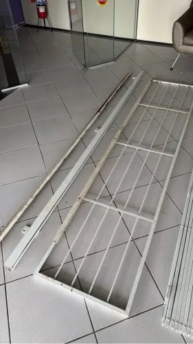 Porta pantográfica garagem
