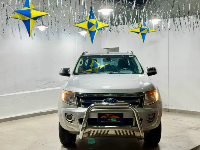 Ford Ranger Limited 3.2 20V 4X4 CD Aut. Dies. 2014