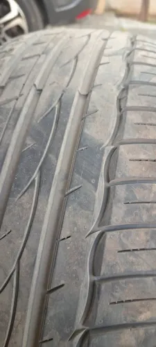 Pneu hrv - 215/55/r17 em excente estado